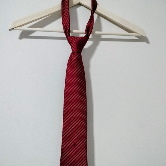 Sean John Men's Silk Necktie Tie Red Striped Formal Business Wear - Picture 8 of 13